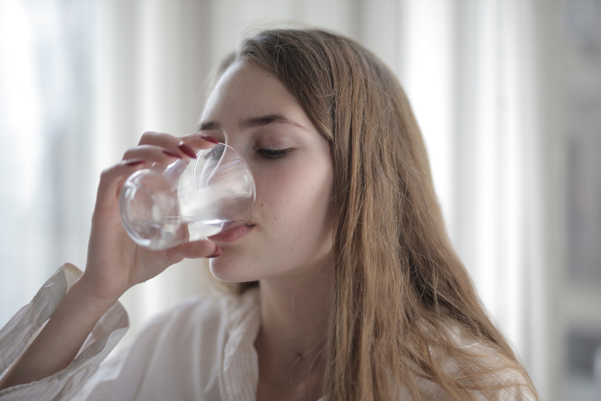 Eistee statt Wasser – wie es dir gelingt, langfristig mehr zu trinken